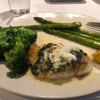 Photo taken at Bonefish Grill by Raymond H. on 2/12/2022