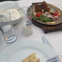 Das Foto wurde bei Bağlarbaşı Restaurant von Muhammed am 8/5/2022 aufgenommen