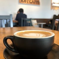 Foto tirada no(a) Just Caffe por Kelvin T. em 9/7/2018