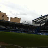 Photo taken at Stamford Bridge by Edson M. on 5/14/2013