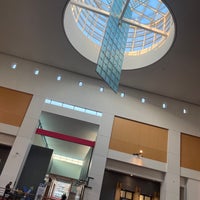 Foto diambil di Charlotte Convention Center oleh John R. pada 9/16/2022