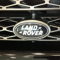 Foto diambil di Land Rover Fox Valley oleh Rachel B. pada 7/19/2013