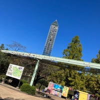 Photo taken at 東山動物園 コアラ舎 by ざわわ on 10/24/2022