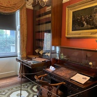 Photo taken at Charles Dickens Museum by Emaehl on 3/15/2023