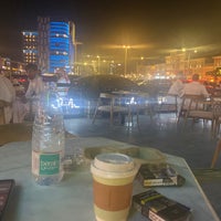 Das Foto wurde bei Above Coffee Bar von Khaled am 3/24/2023 aufgenommen