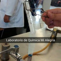 Photo taken at Laboratorio De Química ULSA by Gommo A. on 1/29/2015