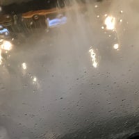 12/1/2017에 Debo G.님이 Aloha&amp;#39;sh Car Wash에서 찍은 사진