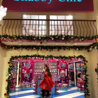 Photo taken at Hamleys by RN.76🍒🆕 .. on 12/19/2021