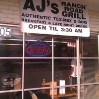 Foto tirada no(a) AJ&amp;#39;s Ranch Road Grill por Derek W. em 9/3/2013