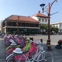 Photo taken at Perpustakaan Taman Fatahilah Jakarta by Amy C. on 9/16/2019