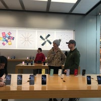 Photo taken at Apple Guildford Town Centre by Amy C. on 11/22/2019