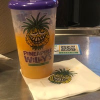 Photo prise au Pineapple Willy&#39;s par Ed R. le10/20/2020