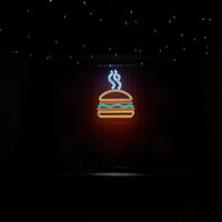 Foto tirada no(a) Burger Joint por A. ♑️ . em 9/26/2023