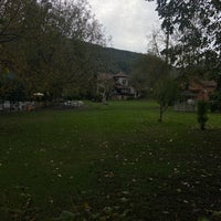 Foto tomada en Sapanca Villa Kırkpınar  por A💕 el 11/18/2023