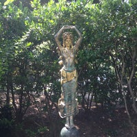 walda besthoff