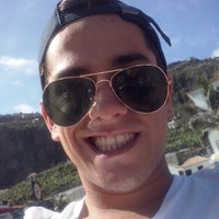 Foto tirada no(a) Praia do Lugar de Baixo por &amp;#39;Nuno C. em 6/3/2014