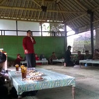 Review Resto kemuning