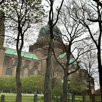 Photo taken at National Basilica of the Sacred Heart of Koekelberg by Kübra G. on 4/20/2023