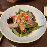 Foto tomada en Yoi Sushi Japanese 良日本料理  por Tran T. el 11/27/2021