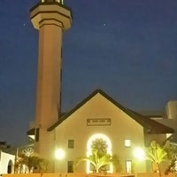 Photo taken at Alkaff Mosque Upper Serangoon by Muhamad Zulhairy Y. on 2/4/2015