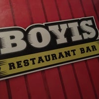 Foto tirada no(a) Boyis Bar Restaurant por Alejandra C. em 11/26/2016