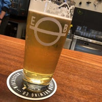 10/31/2021 tarihinde Laurie H.ziyaretçi tarafından Escutcheon Brewing Co.'de çekilen fotoğraf