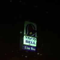 Photo taken at Taco Bell by Aaron S. on 5/10/2016