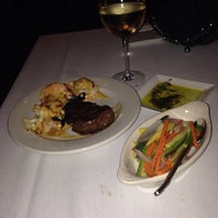 Foto scattata a Jordans Steak Bistro da Princess G. il 1/26/2014