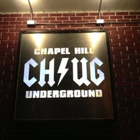 รูปภาพถ่ายที่ Chapel Hill Underground โดย Jackie G. เมื่อ 11/17/2012