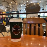 Photo taken at Tully&amp;#39;s Coffee by Fujimon S. on 6/19/2022