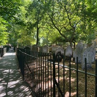 Photo taken at Bunhill Fields by Barbara L. on 7/24/2022