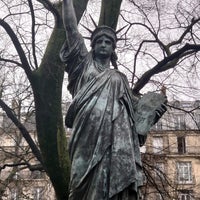 Photo taken at Statue de la Liberté by GARYSTAR77 🚅🇫🇷 on 1/30/2020