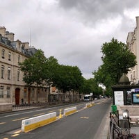 Photo taken at Boulevard Saint-Michel by GARYSTAR77 🚅🇫🇷 on 6/4/2020