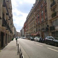Photo taken at Rue Falguière by GARYSTAR77 🚅🇫🇷 on 4/14/2021