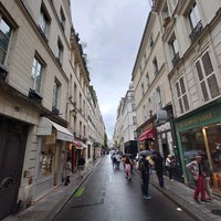 Photo taken at Rue Saint-Louis en l&amp;#39;Île by GARYSTAR77 🚅🇫🇷 on 9/10/2022