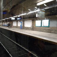 Photo taken at RER Port-Royal [B] by GARYSTAR77 🚅🇫🇷 on 10/30/2022