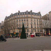 Photo taken at Place Victor et Hélène Basch by GARYSTAR77 🚅🇫🇷 on 1/22/2022