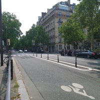 Photo taken at Boulevard Saint-Michel by GARYSTAR77 🚅🇫🇷 on 6/21/2022