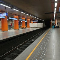 Photo taken at Zuidstation (MIVB | De Lijn | TEC) by GARYSTAR77 🚅🇫🇷 on 8/2/2022