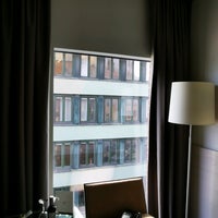 Foto diambil di Hotel Riverton oleh Alex pada 5/21/2022