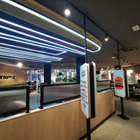 Photo taken at Burger King by Alex on 4/10/2024