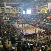 รูปภาพถ่ายที่ Tofaş Spor Salonu โดย Serdar D. เมื่อ 1/15/2023