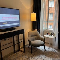 Photo taken at London Marriott Hotel Grosvenor Square by Fehaid on 5/16/2023