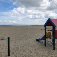 Photo taken at Strand Vrouwenpolder by Thorsten O. on 6/11/2019