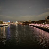 Photo taken at 川崎橋 by たかのり on 4/5/2024