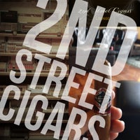 รูปภาพถ่ายที่ 2nd Street Cigar Lounge โดย 2nd Street Cigar Lounge เมื่อ 11/5/2019