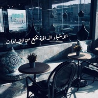 Foto scattata a EJE Cafe da Munerah ♈️ il 10/20/2022