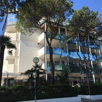 Снимок сделан в Hotel Bellevue Lignano пользователем Hotel Bellevue Lignano 12/30/2019