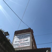 Photo taken at Sahaflar Çarşısı by Toprak on 5/22/2023