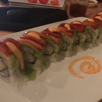 Photo taken at Sushi Zushi by Melanie T. on 4/29/2017